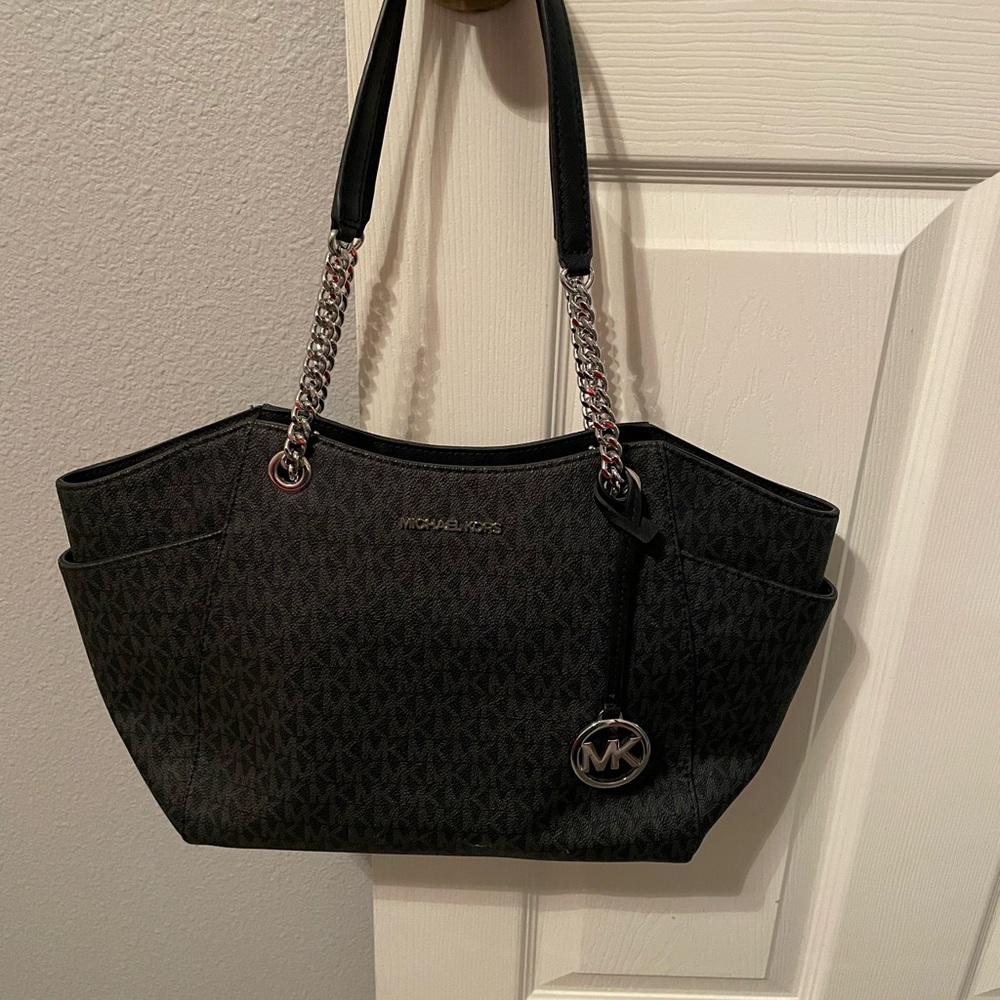 MK shoulder tote bag